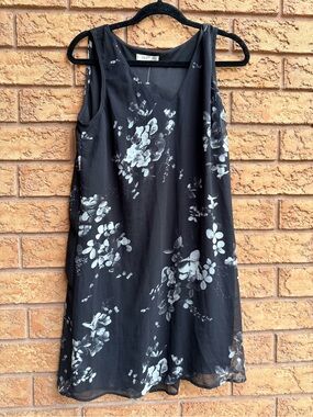 DEX Black & White Floral Sleeveless V-Neck Sheer Overlay Dress